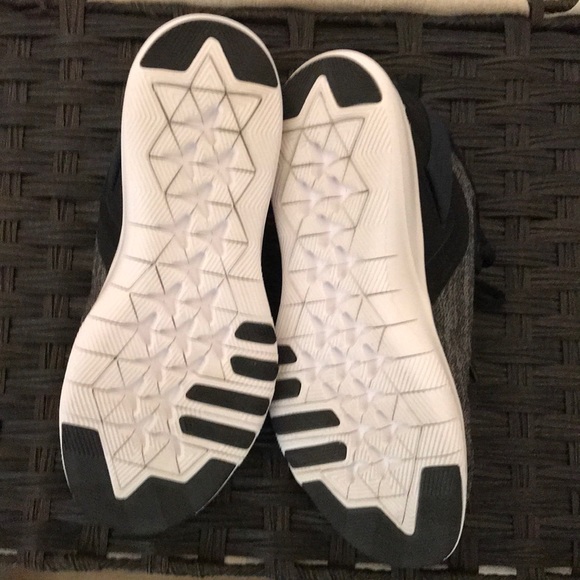 Nike Shoes - Picture 3 of 3